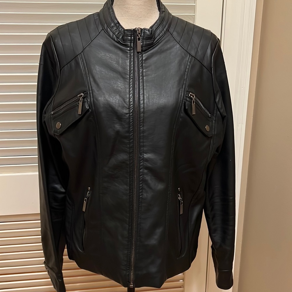 Apt 9 Faux Leather Moto Jacket in Black, Size Large, EUC - Picture 1 of 17
